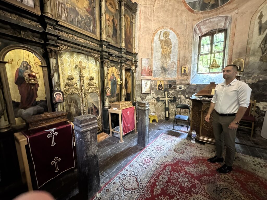 АРАЊЂЕЛОВДАН ОБЕЛЕЖЕН У МАНАСТИРУ СВЕТИ АРХАНГЕЛ ГАВРИЛО У ПИРКОВЦУ